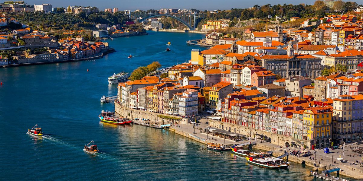 Porto awaits! Embark on a thrilling scavenger hunt through the city!