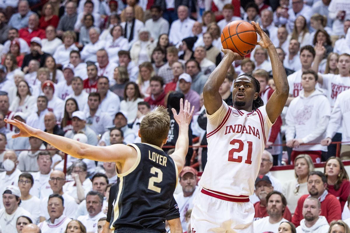 Indiana Hoosiers at Iowa Hawkeyes Mens Basketball