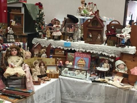 Keller Doll Show & Sale ~ "Through the Looking Glass"