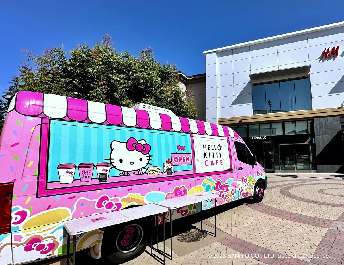 Hello Kitty Cafe Truck West - Walnut Creek Appearance
