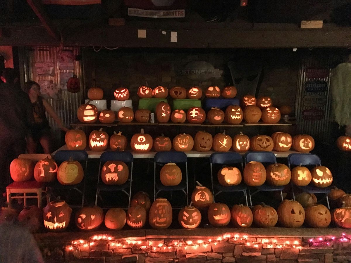 Stoney's 15th Annual Pumpkin Carve