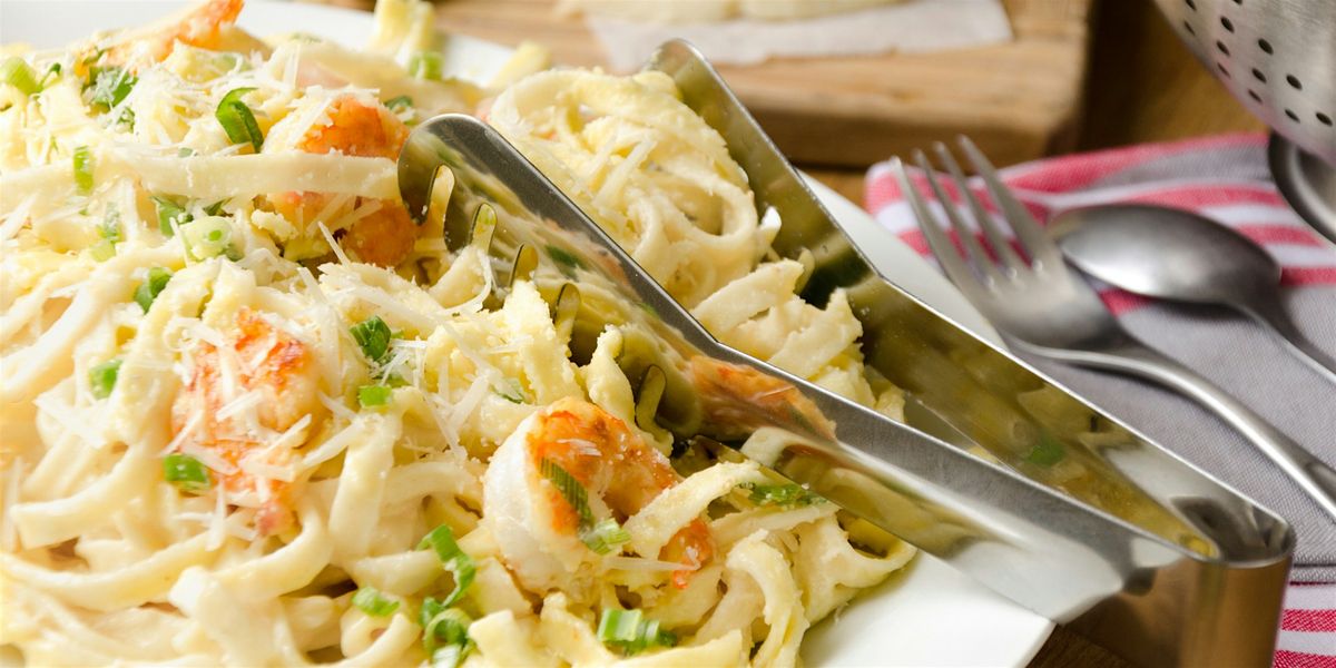 Make Colossal Shrimp Alfredo - Cooking Class by Classpop!\u2122