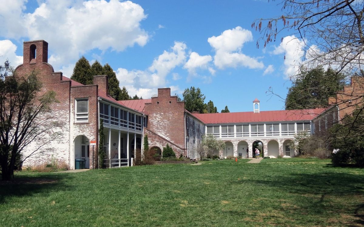 Historic Hike Through Blandy Experimental Farm