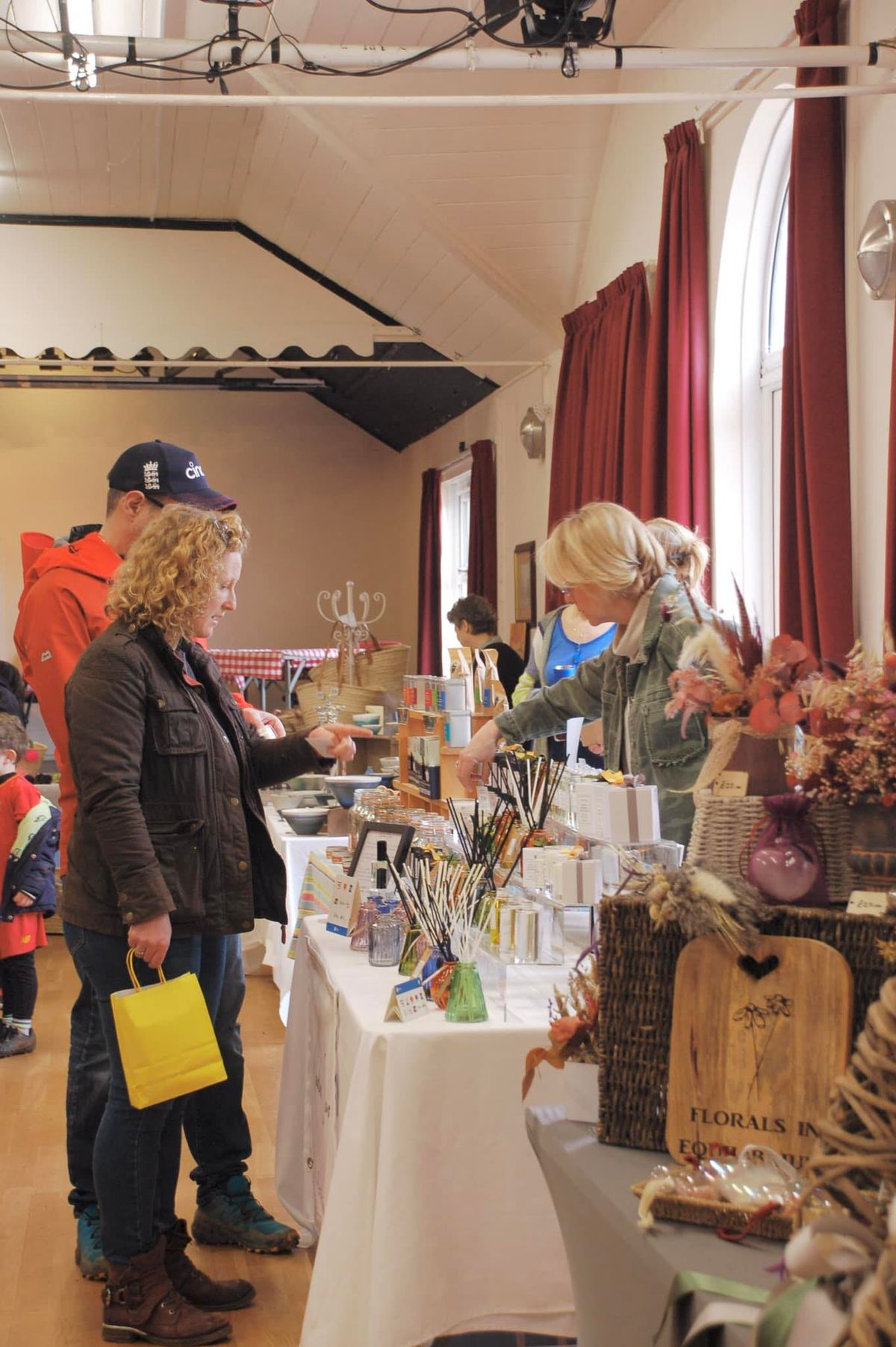 Boxford Festive Night Market - Farmers art & craft market 