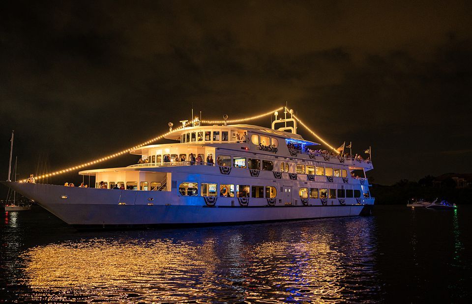 Yacht StarShip | July 4th VIP Fireworks Cruise