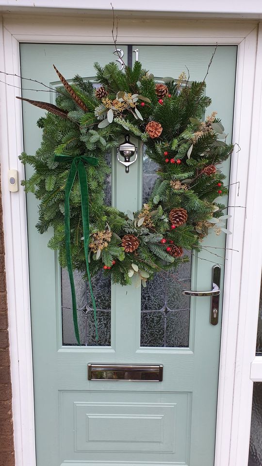 Festive Wreath-making Workshop **CURRENTLY FULLY BOOKED** x