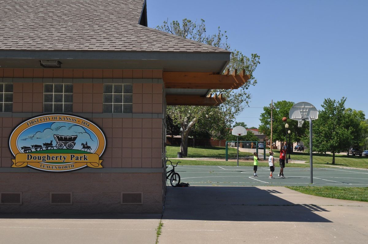 Park Shelter Overhang Dougherty Park - Dates in October-December 2024