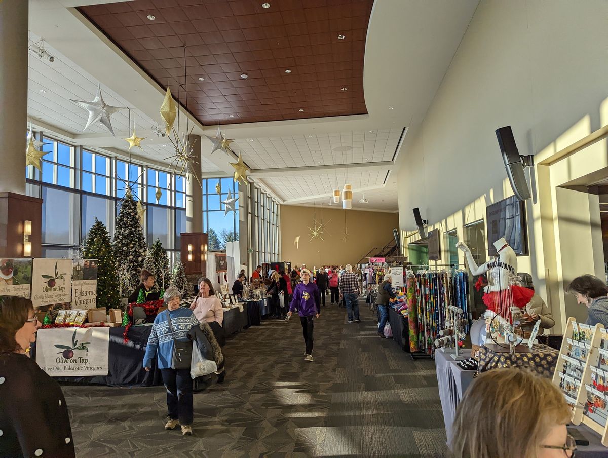 Eden Prairie Lioness Lions Art & Craft Fair