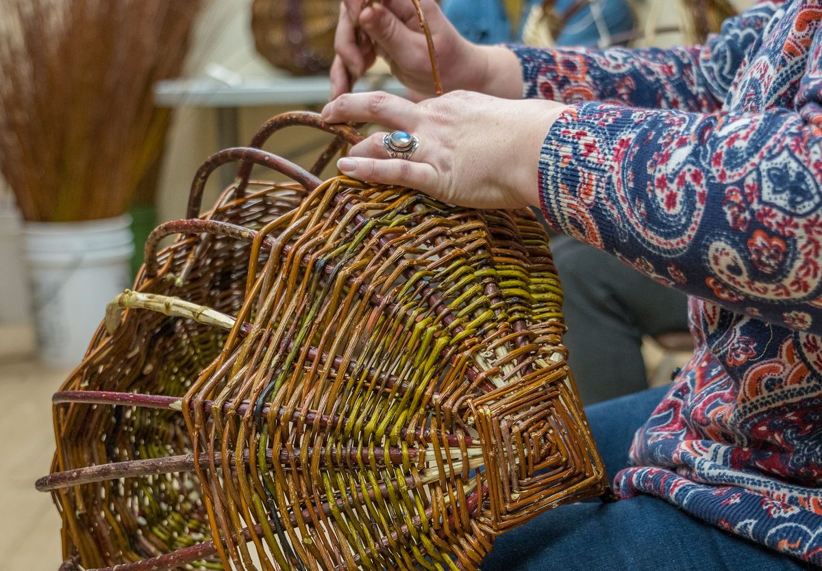 Building an Appalachian Egg Basket