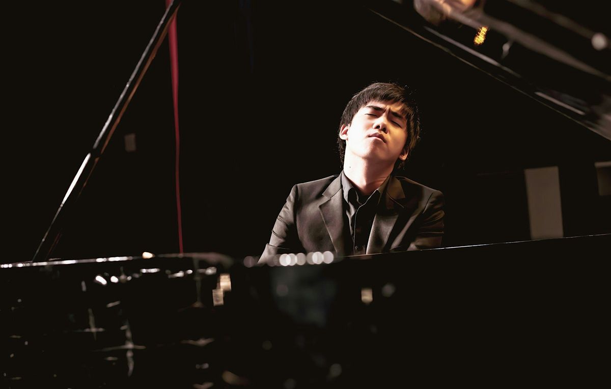 Live at Phee Broadway: Canadian superstar pianist, Kevin Chen