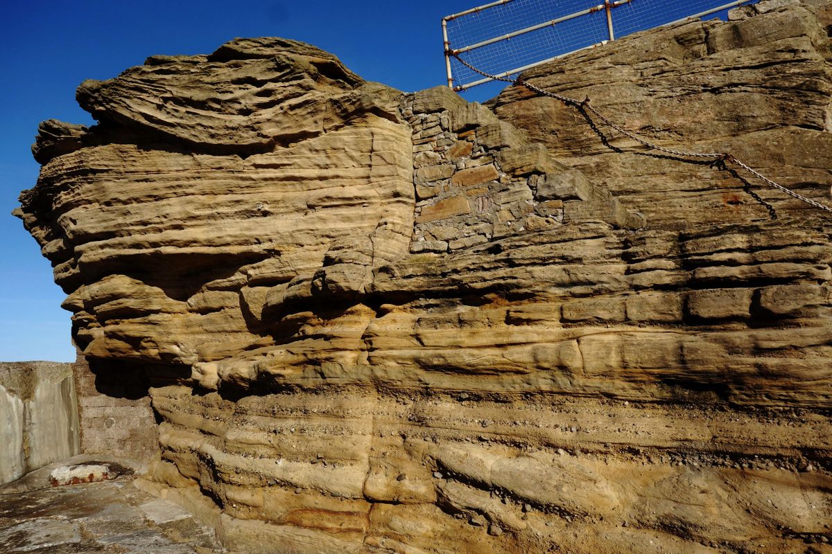 Guided field trip from Burghead to Hopeman with the OUGS