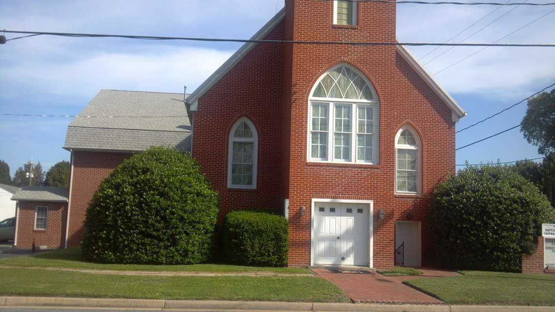 A CHRISTMAS CANTATA AT FIRST BAPTIST CHURCH