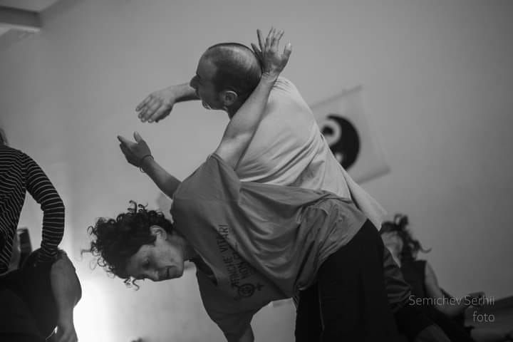 Contact Improvisation alla Casa del Popolo di Torpignattara 