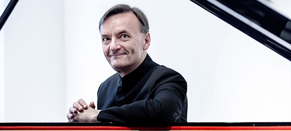 Philharmonia Orchestra: Stephen Hough Plays Grieg