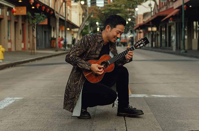 Jake Shimabukuro - Ukulele Virtuoso