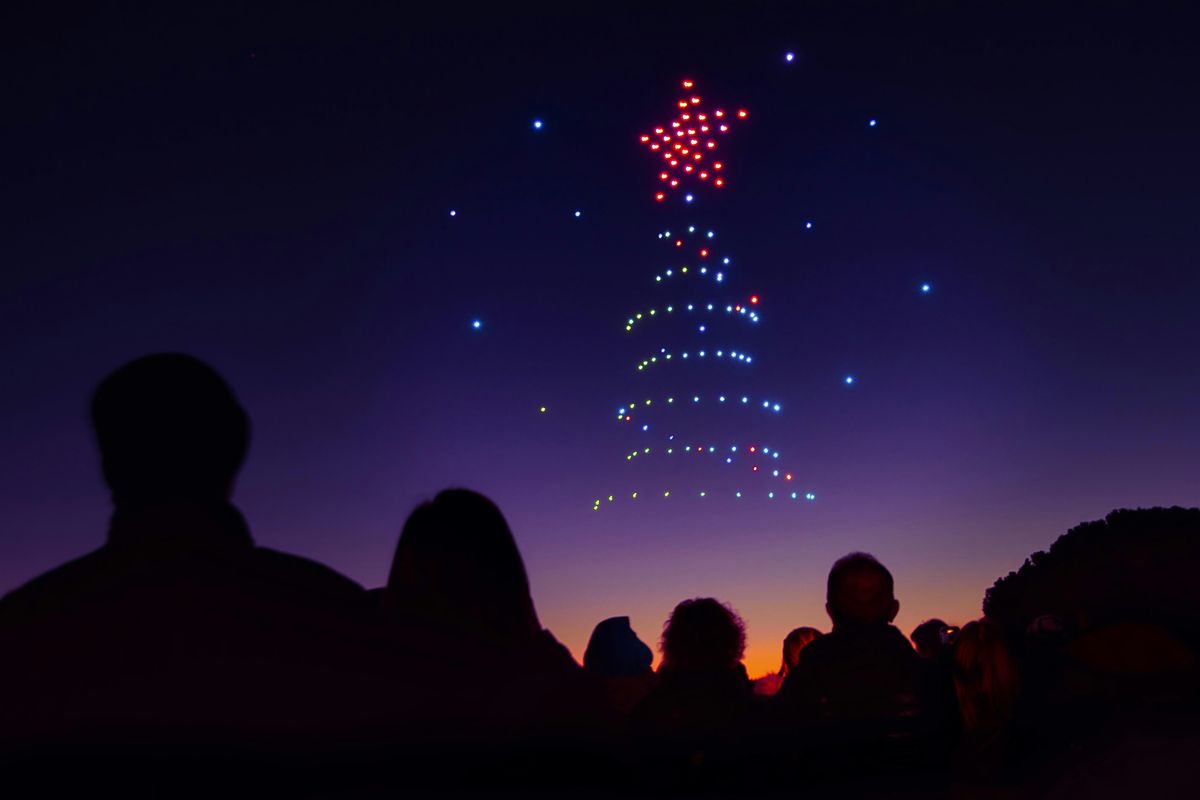 Festive in Flight: A Holiday Drone Show Celebration