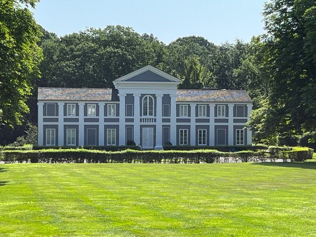 A Tour of the Austin House: The \u201cPasteboard Palace\u201d in Hartford (in-person)