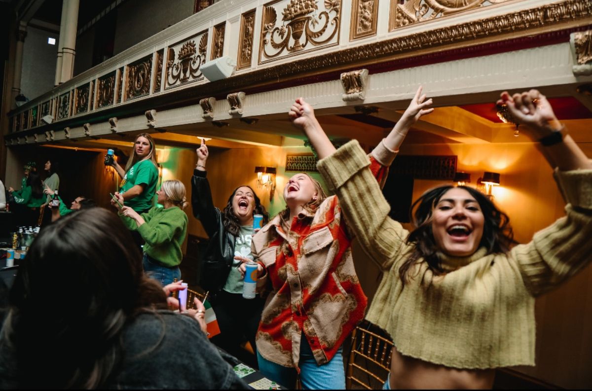 FRIENDSGIVING BOOZY BINGO