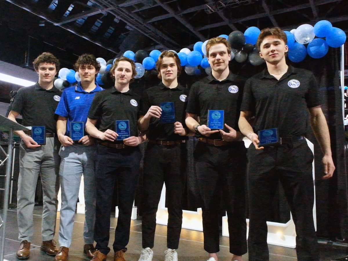 Wenatchee Wild at Medicine Hat Tigers at Co-op Place