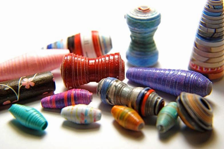 Daft Craft Club: Paper Beads