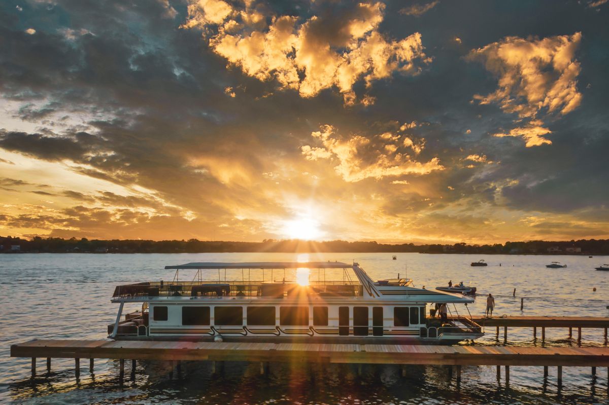 lake conroe sunset cruises