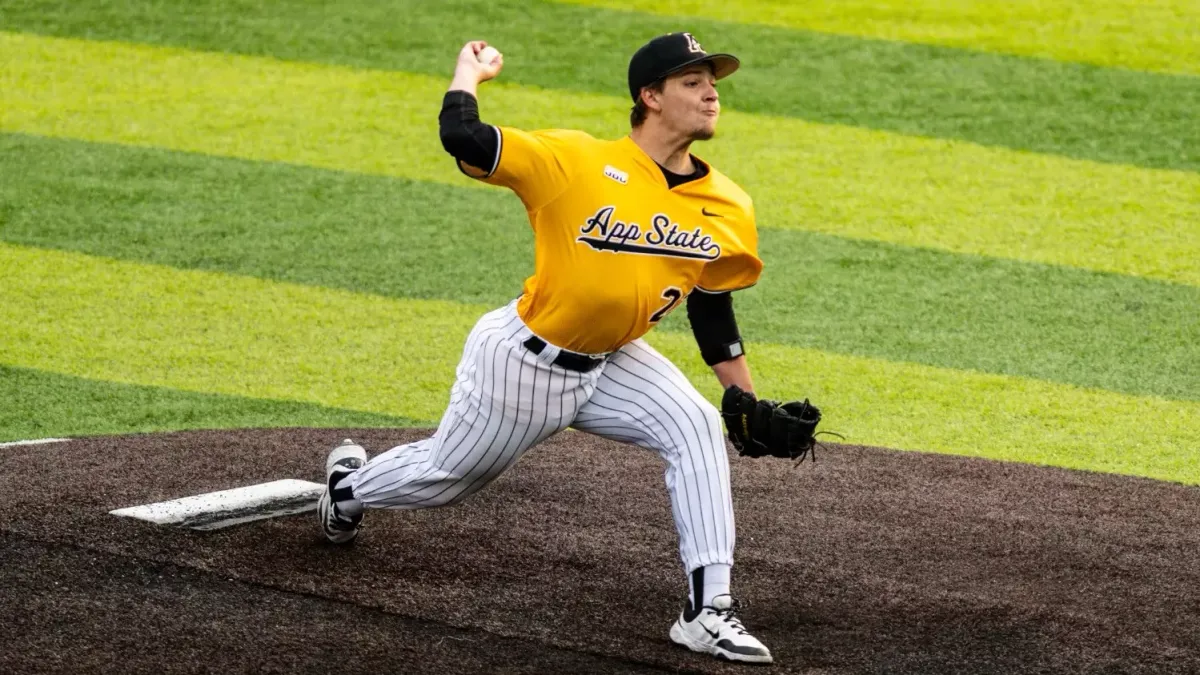 Parking Old Dominion Monarchs at Louisiana Monroe Warhawks Football