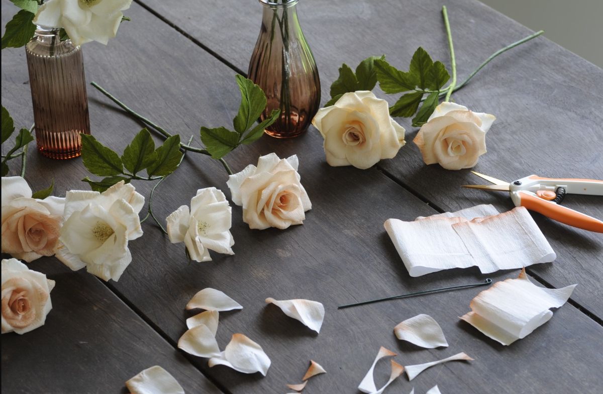 'Galentine's' Day Crepe Paper Roses with Paper Primrose