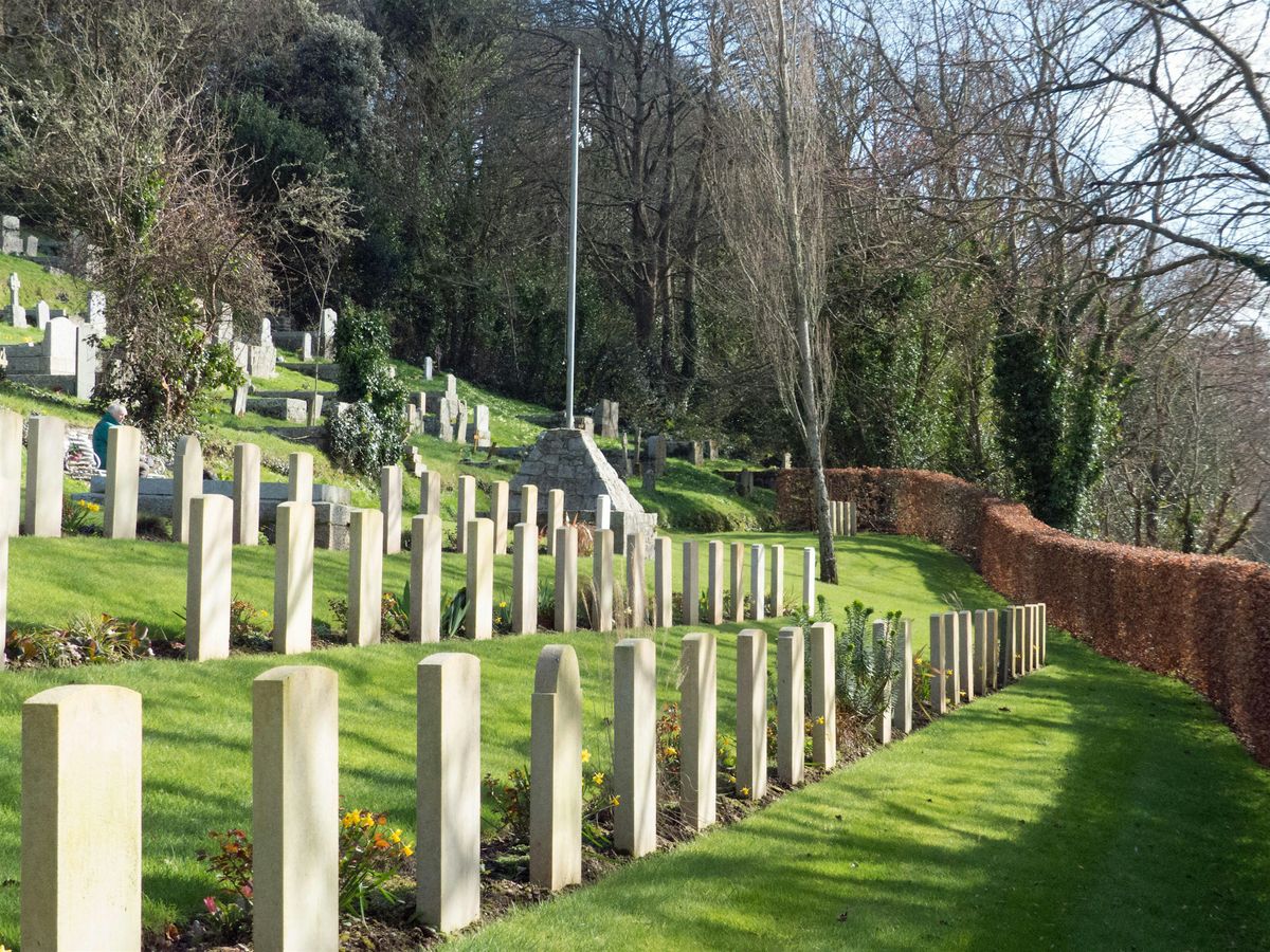 CWGC Tours 2024 - Falmouth Cemetery