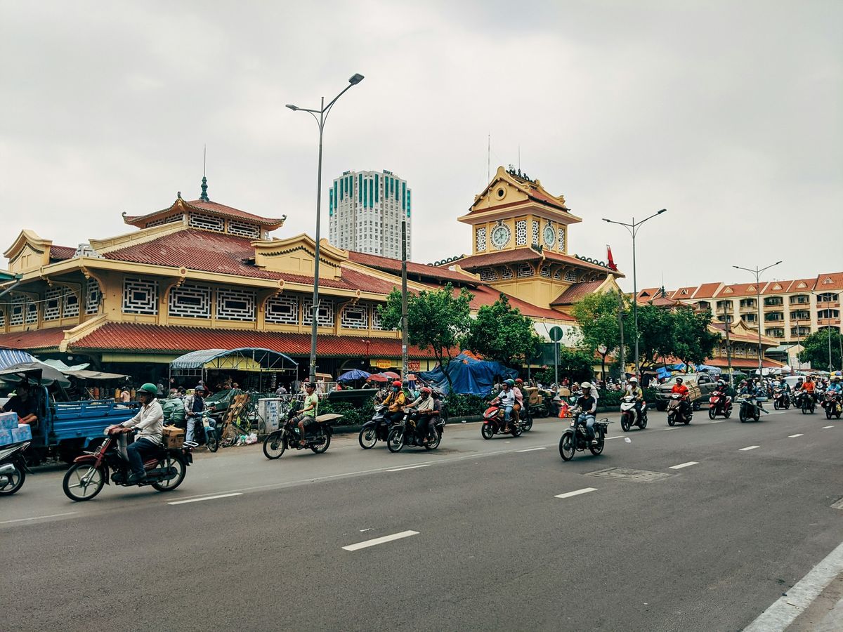 Flinders Uni at Australia Awards Vietnam event (Ho Chi Minh City)