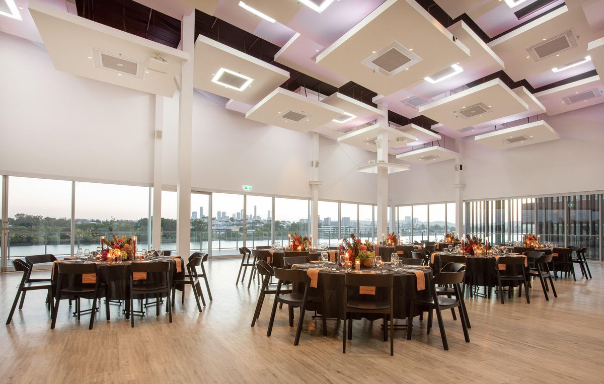 Waters Edge Weddings & Events at Portside Corporate Event Showcase