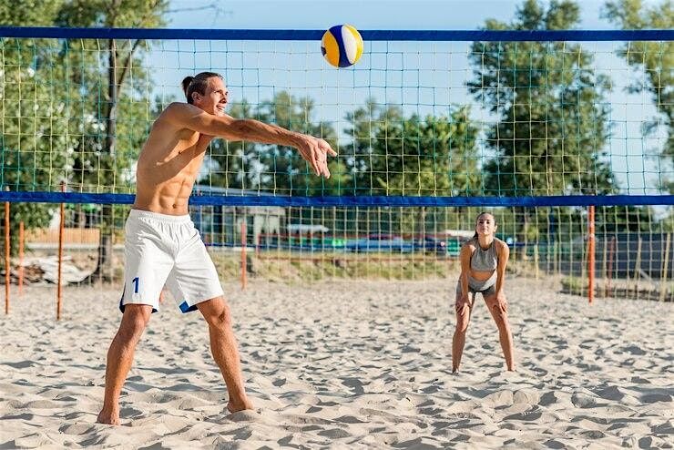 Beginner Beach Volleyball Class in Miami @5ePyp3xn1ebKw9C8MwWb