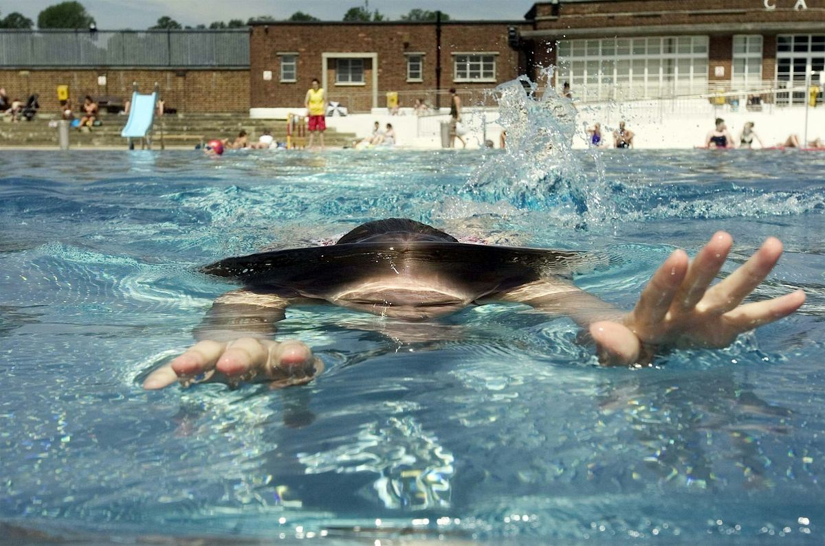 Parliament Hill Fields Lido - No bookings until Spring 2025, pay on arrival