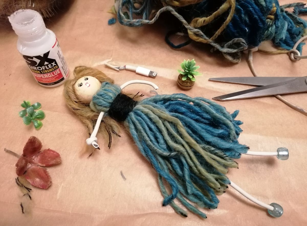 Broken Cable Wool Doll workshop