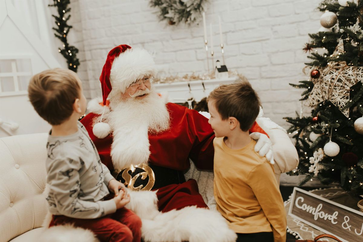 Free Santa Photos at NW Chevy in Bellingham