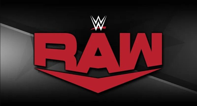 WWE: Raw at Giant Center
