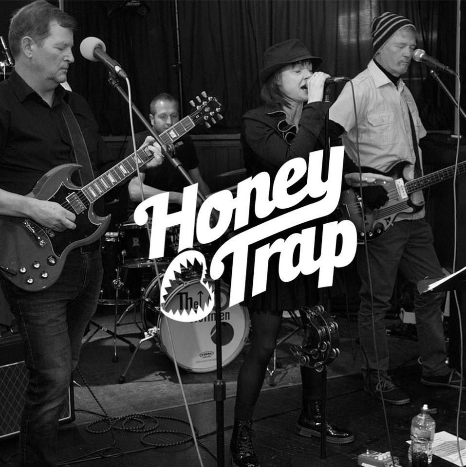 Honeytrap at Rocks Bar