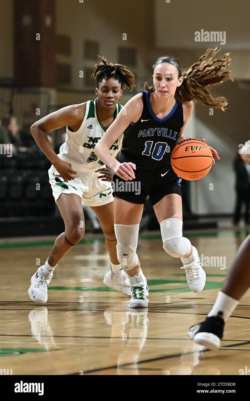 North Dakota Fighting Hawks Women's Basketball vs. Mayville State Comets