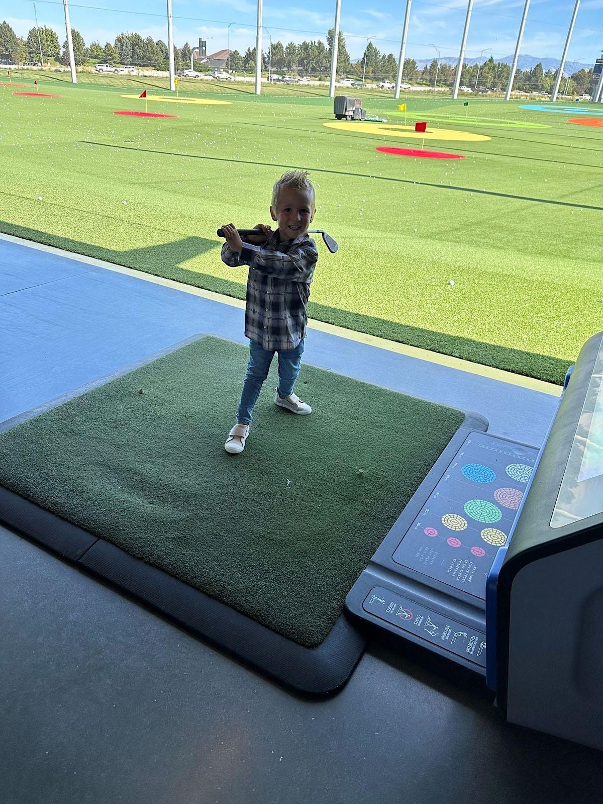 Volunteer TopGolf Clinic - T.V. Foster Youth - Freedom Youth Foundation