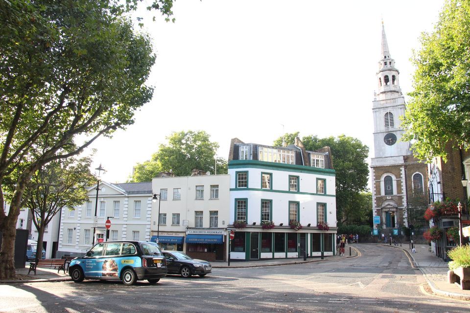 Clerkenwell: London's first suburb