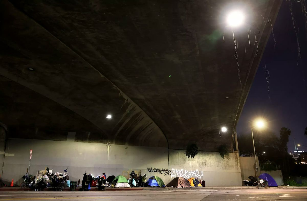 Off the Sidewalk: Pre-Olympic Sprint to Halve Street Homelessness in LA