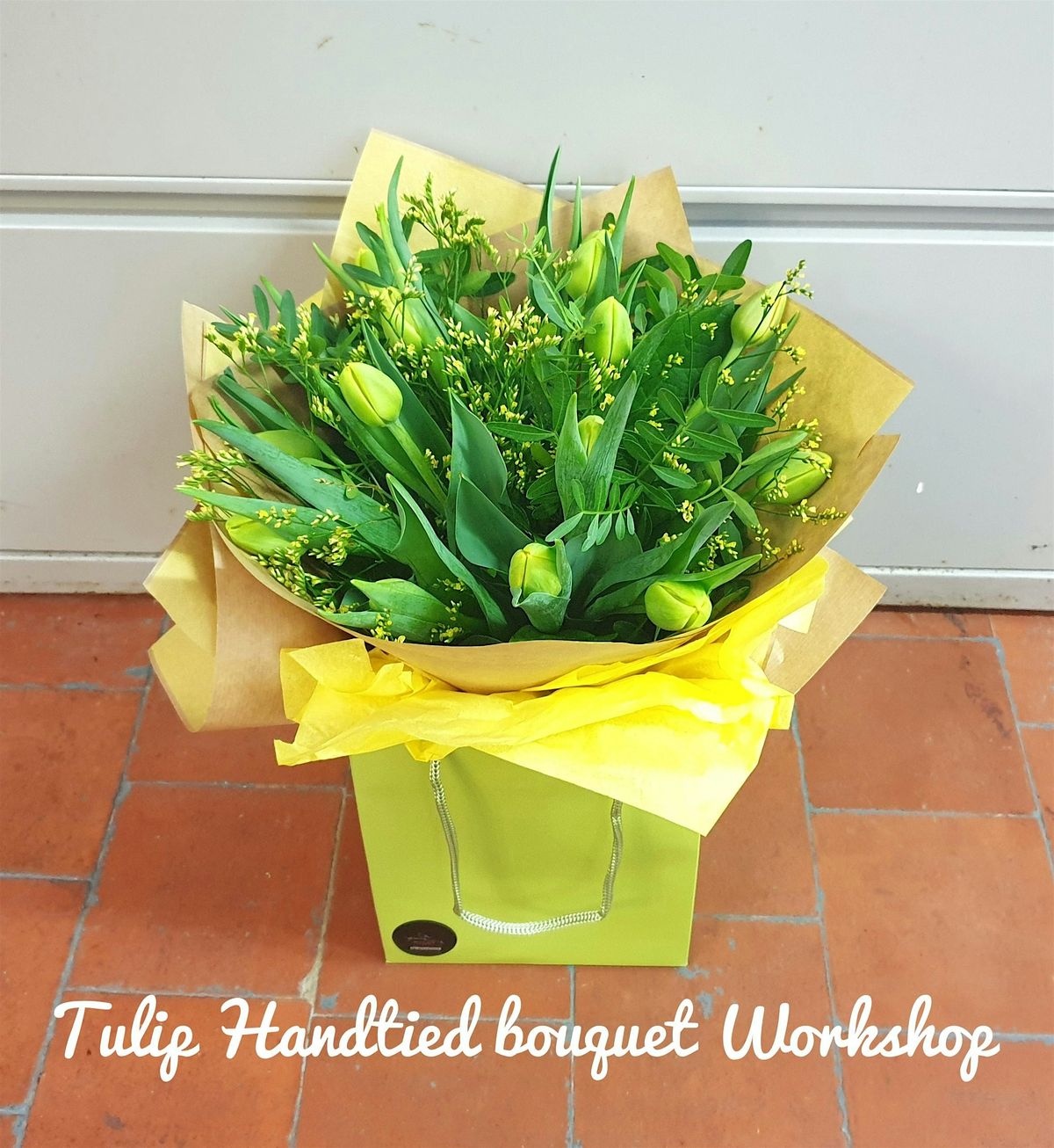 Tulip handtied bouquet workshop