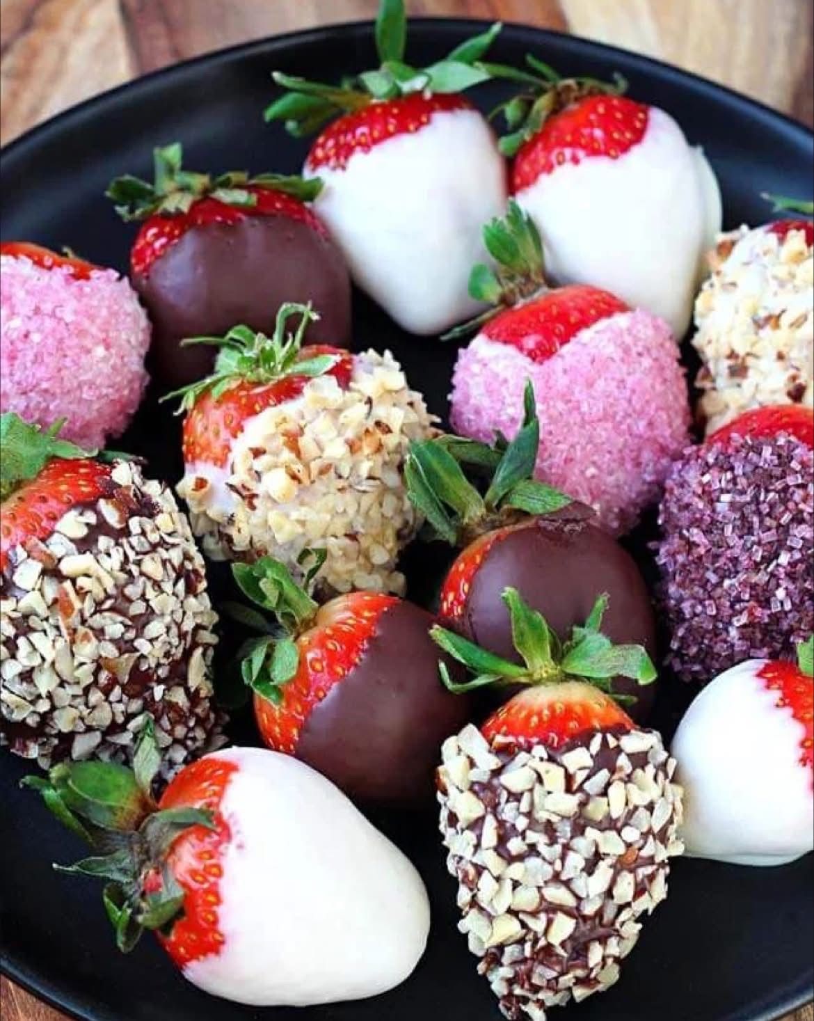 Hand Dipped Strawberry Class with Wyman\u2019s Chocolates