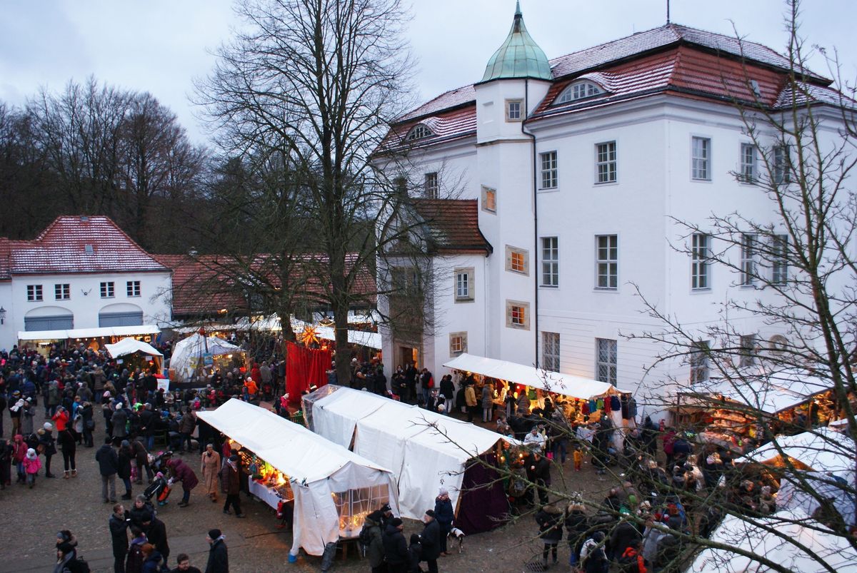 M\u00e4rchenhafter Weihnachtsmarkt