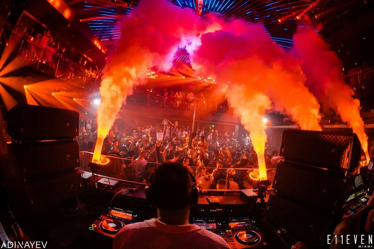 All Night Clubs in South Beach  | 2 HRS FREE DRINKS | LIMO PARTY BUS