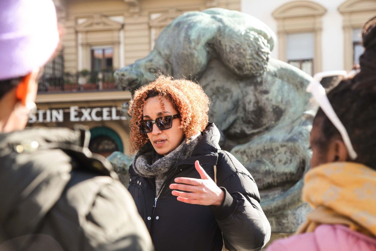 Decolonial tour of Florence  with Daphne Budasz