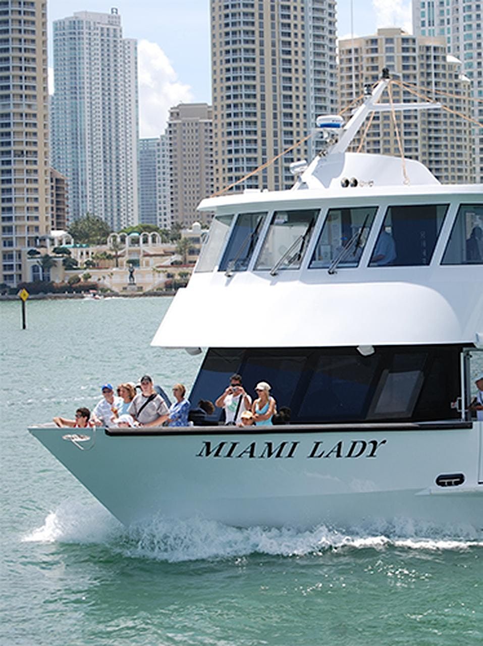 HOUSES OF THE RICH AND FAMOUS MIAMI BOAT CRUISE WITH ON-BOARD BAR