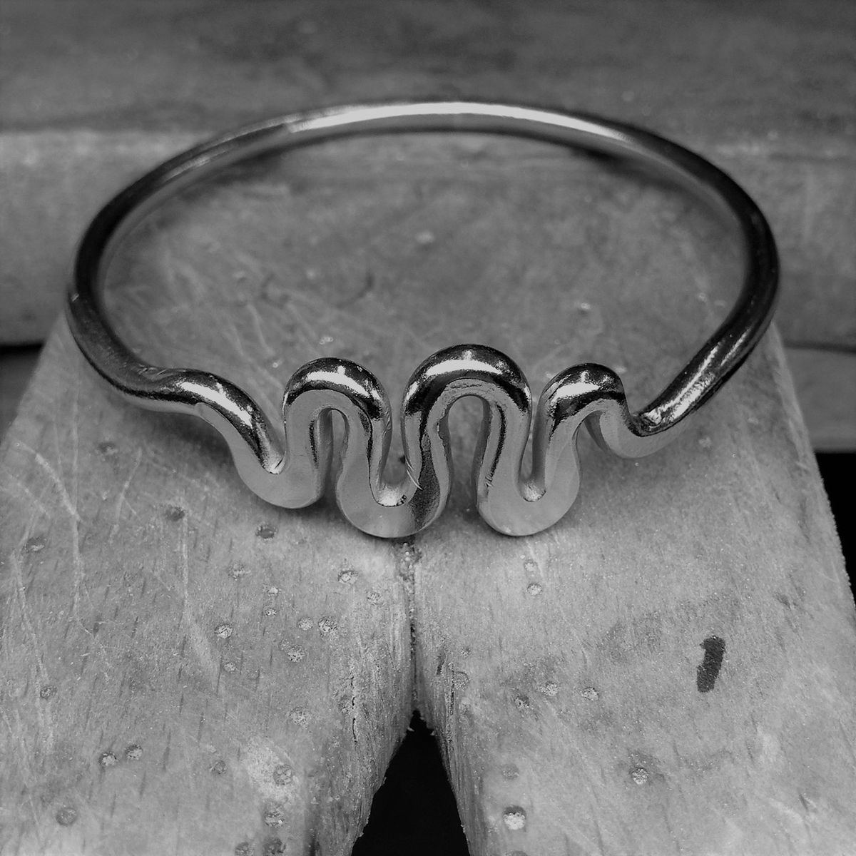 Creu Modrwy a Bangle Tonnau \/ Create a Wavy Ring and Bangle - Ann Catrin Evans