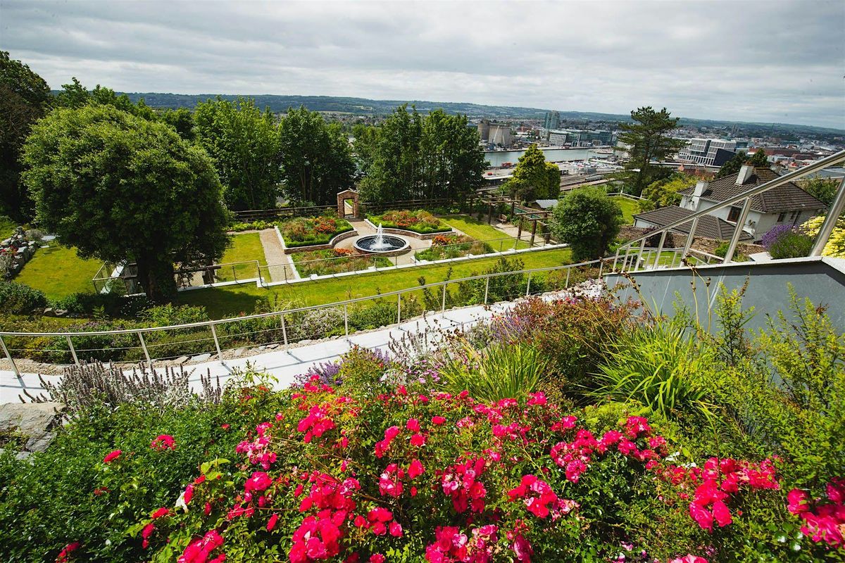 An Exclusive Summer Champagne Afternoon Picnic at The Montenotte