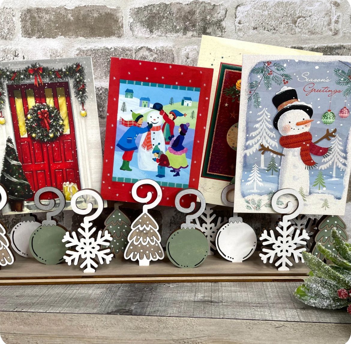 3D Christmas Card Holders (holds 12 cards