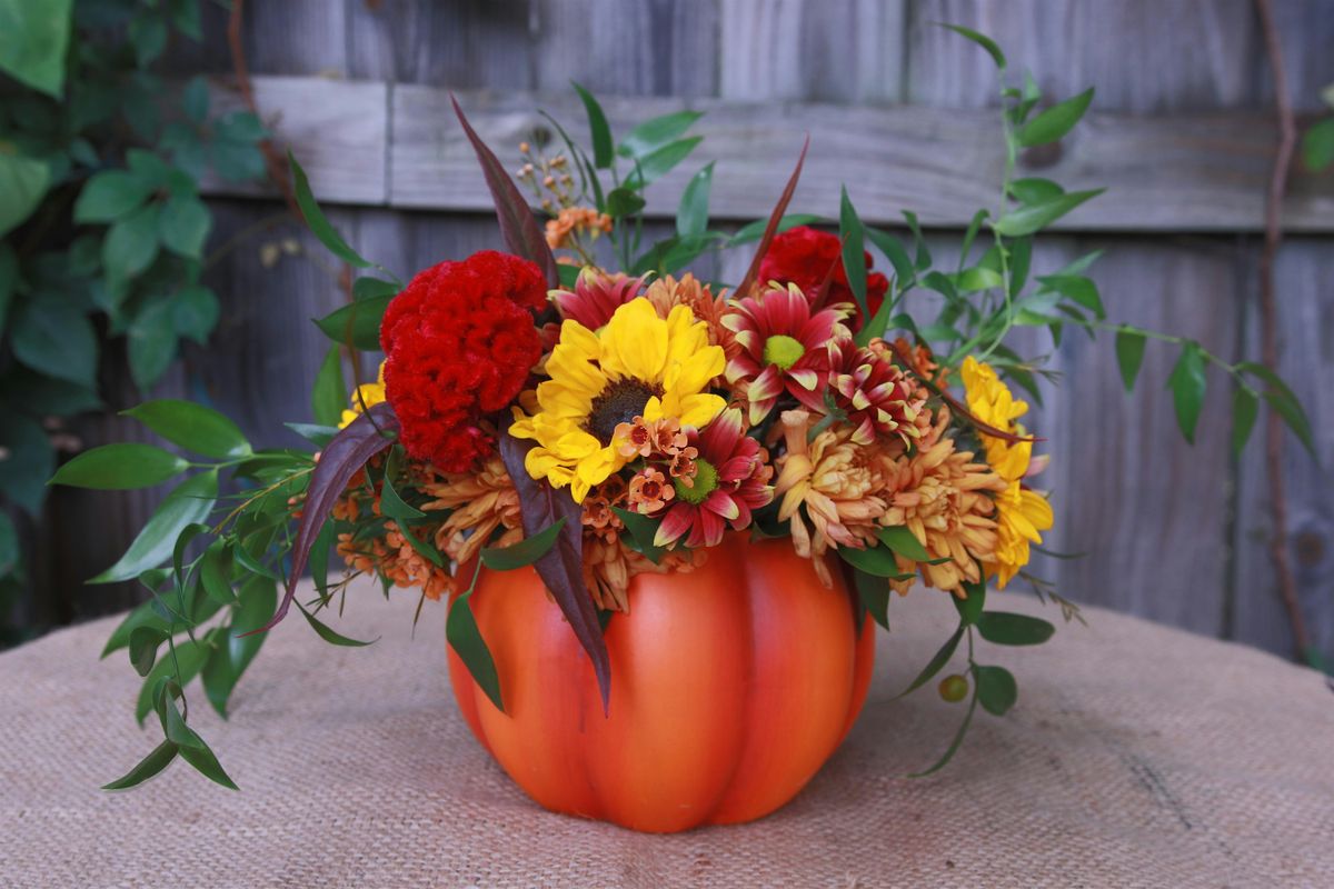 Fall Floral Workshop at Solaire Social